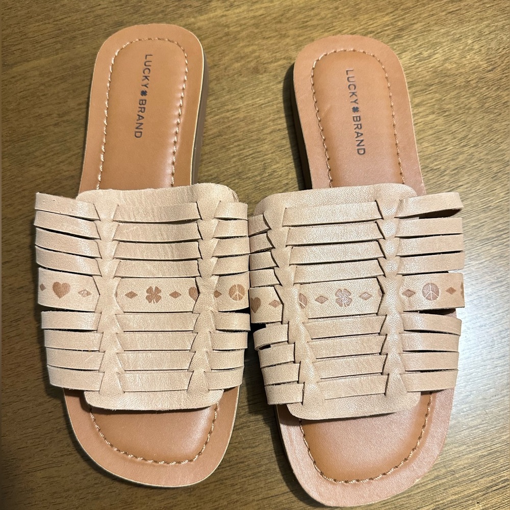 NEW Lucky Brand Women’s Baneen Woven Leather Slides size 8.5